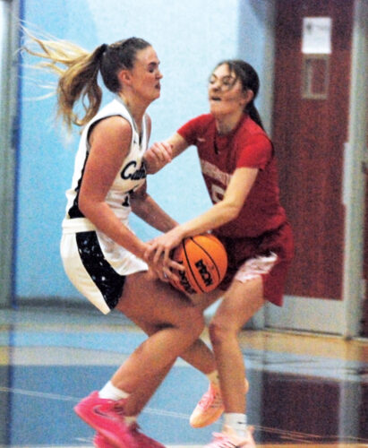 Crusaderettes hold on to defeat White Falcons, 47-42